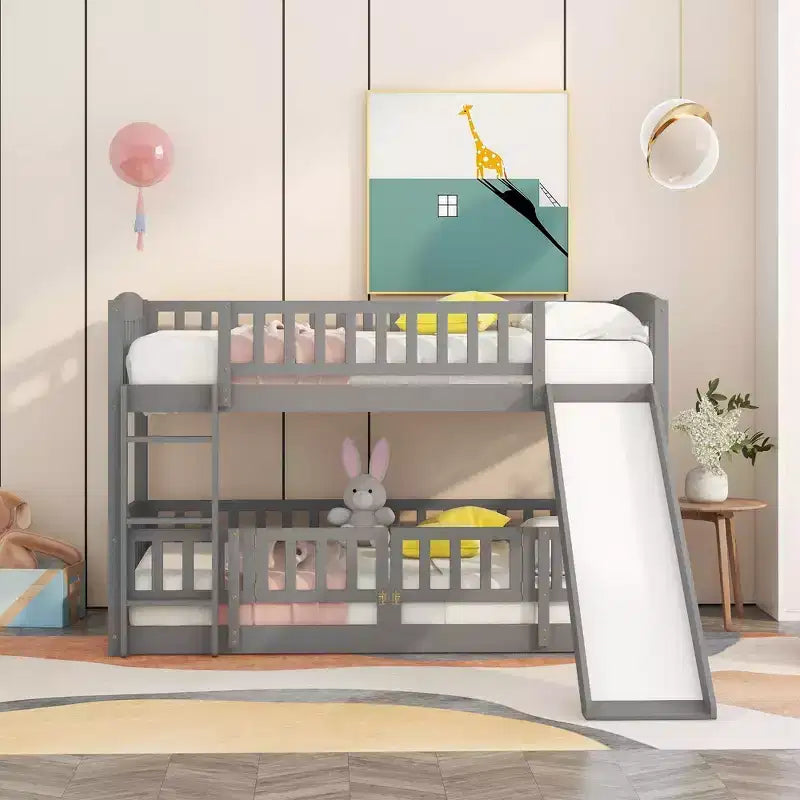 Lit superposé bas au design polyvalent avec échelle intégrée et toboggan